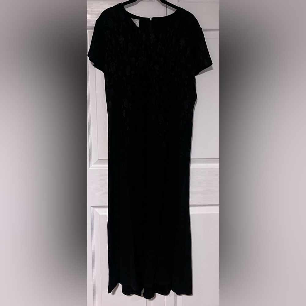 Women's Vintage Laura Ashley Black Floral Short Sleeved Dress